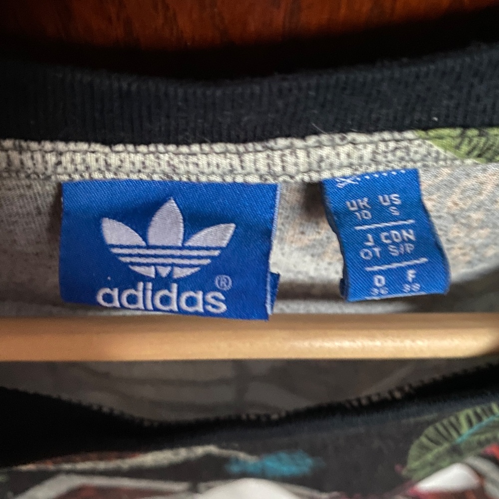 Adidas T-Shirt - Picture 2 of 2